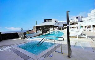 Royal Marina Suites Boutique Hotel