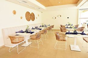 Royal Marina Suites Boutique Hotel