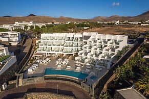 Royal Marina Suites Boutique Hotel