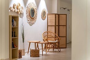 Royal Marina Suites Boutique Hotel