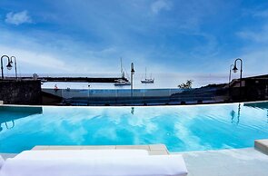 Royal Marina Suites Boutique Hotel