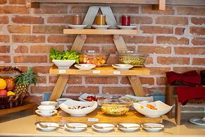 Dream International Hotel