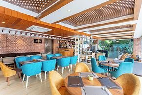 Dream International Hotel