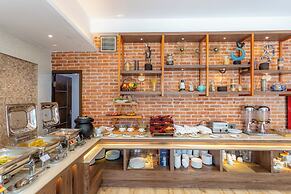 Dream International Hotel