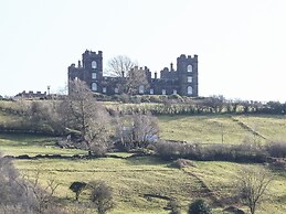 Robin Cottage - 2 The Meadows