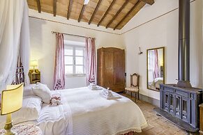 Podere Sant'alberto With Pool