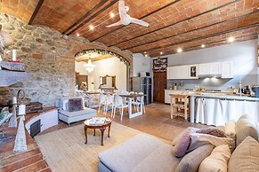 Podere Sant'alberto With Pool