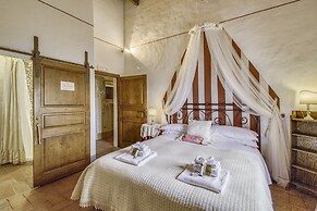 Podere Sant'alberto With Pool