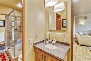 Waterwall House 5 Bedroom Home by Redawning