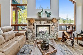 Waterwall House 5 Bedroom Home by Redawning