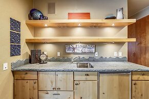 Waterwall House 5 Bedroom Home by Redawning