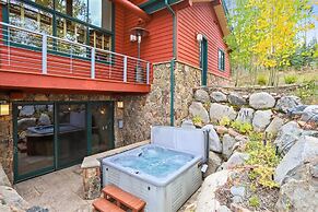 Waterwall House 5 Bedroom Home by Redawning