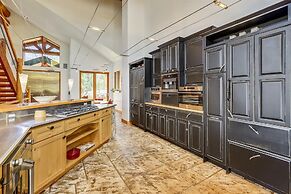 Waterwall House 5 Bedroom Home by Redawning