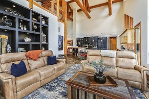 Waterwall House 5 Bedroom Home by Redawning