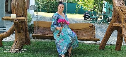 Morning Guest can see Momkeyies and Birds