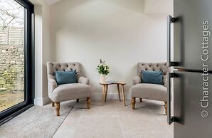 Wall Cottage