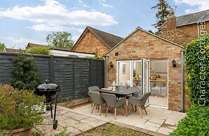Holly Cottage