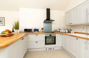 Holly Cottage