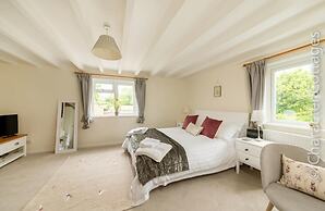 Holly Cottage