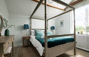 Cotsall House