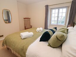 Royal Oak Cottage