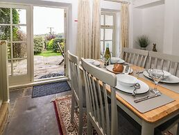 Red Fawn Cottage