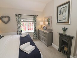 Jackdaw Cottage