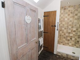Jackdaw Cottage
