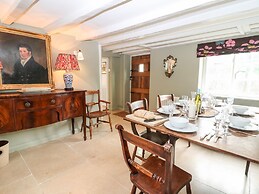 Holly Cottage