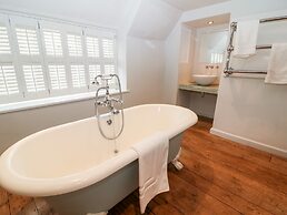 Holly Cottage