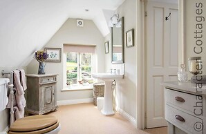 Willow Cottage