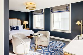 The National, Autograph Collection