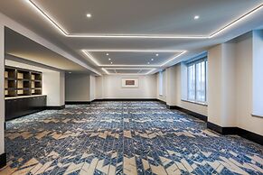 The National, Autograph Collection