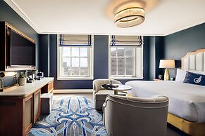 The National, Autograph Collection