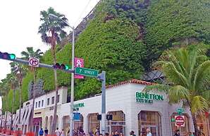 Beachfront 4 Room Ocean Drive Deluxe Suite