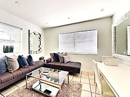 Beachfront 4 Room Ocean Drive Deluxe Suite