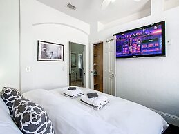 14 Room Golf Tennis Villa