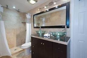 14 Room Golf Tennis Villa