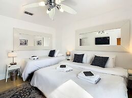 14 Room Golf Tennis Villa