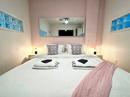 14 Room Golf Tennis Villa