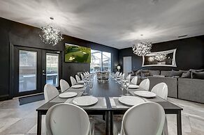 14 Room Golf Tennis Villa