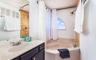 14 Room Golf Tennis Villa