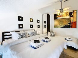 14 Room Golf Tennis Villa