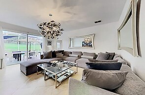 14 Room Golf Tennis Villa