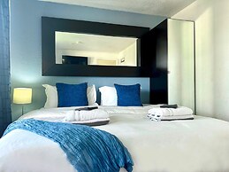 14 Room Golf Tennis Villa