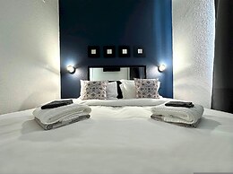 14 Room Golf Tennis Villa