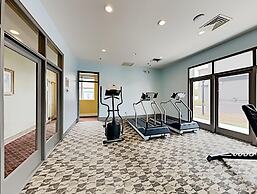 2 Room Celebration Disney Poolside Spa-golf Condo