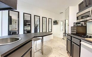 2 Room PGA Village Golf Villa Suite by Clubhouse