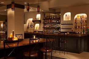 12 Room Scottsdale Golf Tennis Lake Resort Villa