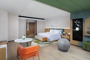 Even Chengdu Jinniu by IHG